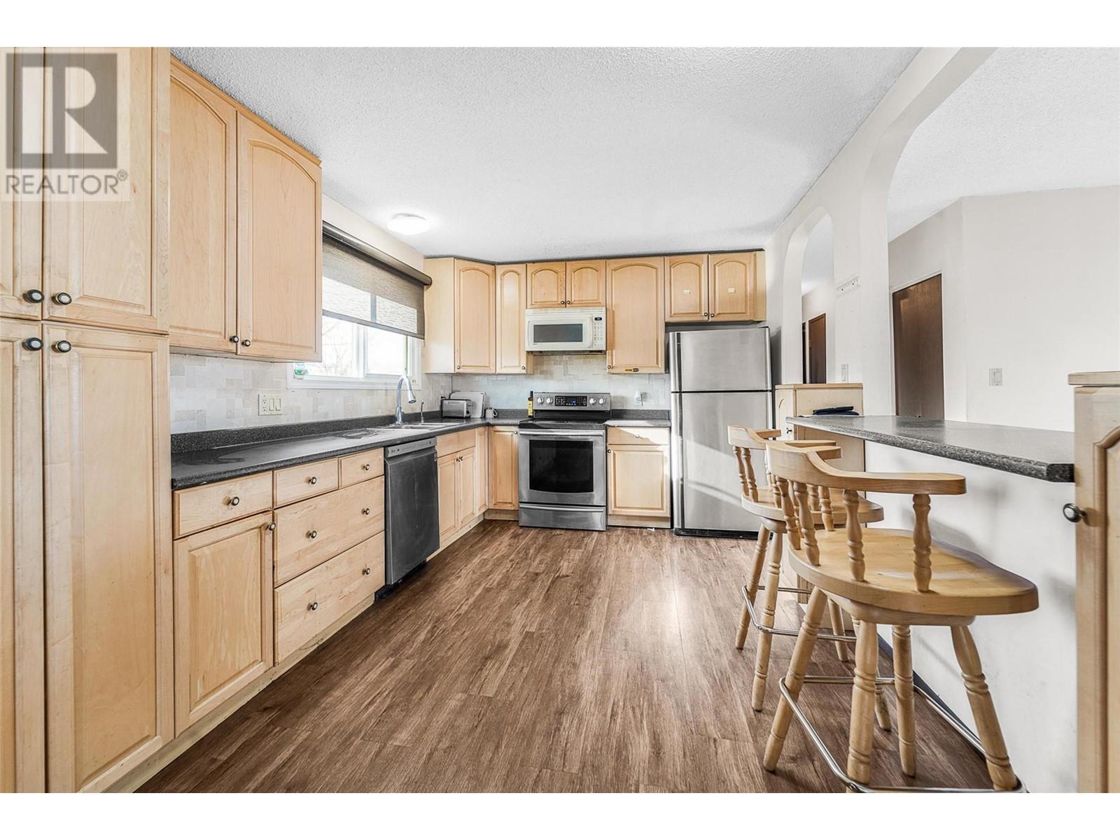 1255 Thompson Road, Kelowna, British Columbia  V1X 1C8 - Photo 8 - 10335974