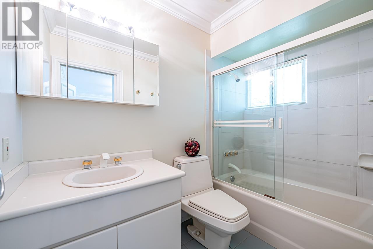 651 Kenwood Road, West Vancouver, British Columbia  V7S 1S7 - Photo 24 - R2968514