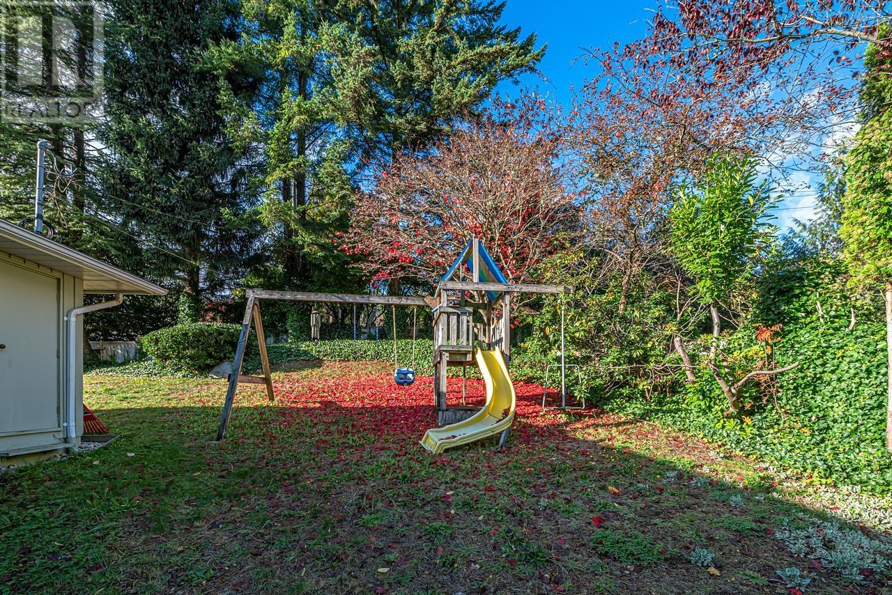 651 Kenwood Road, West Vancouver, British Columbia  V7S 1S7 - Photo 35 - R2968514