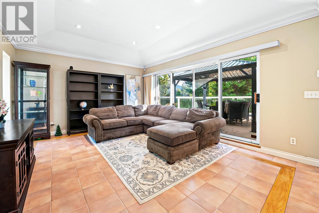 651 Kenwood Road, West Vancouver, British Columbia  V7S 1S7 - Photo 9 - R2968514