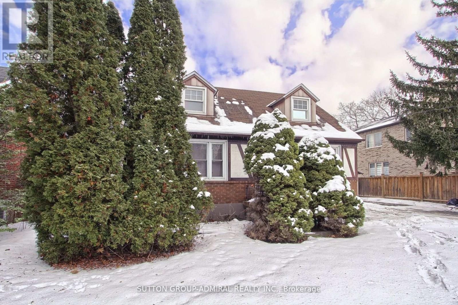 10 Dromore Crescent, Toronto, Ontario  M2R 2H5 - Photo 2 - C11979311