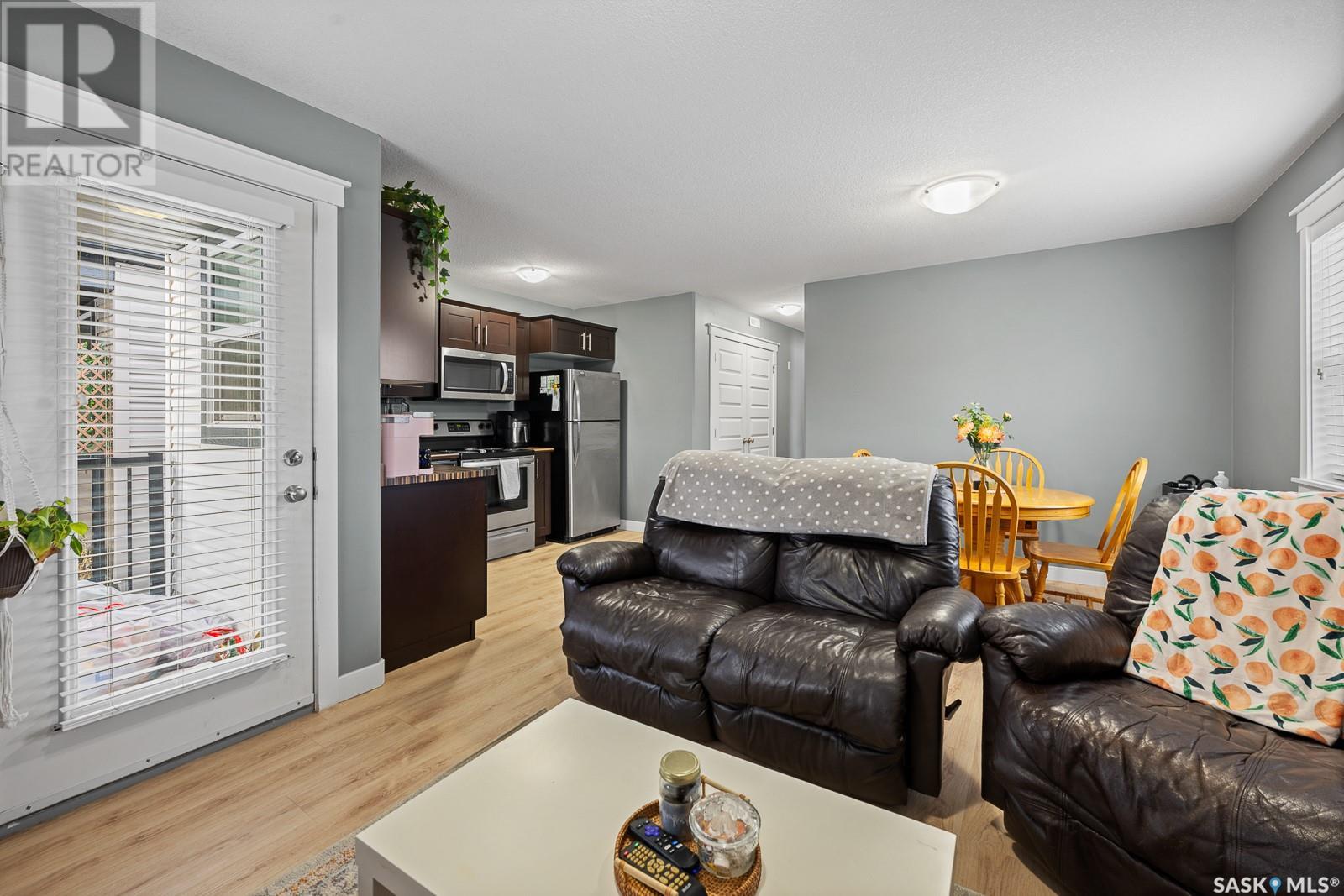 Property at 2650 Lacon STREET image 2