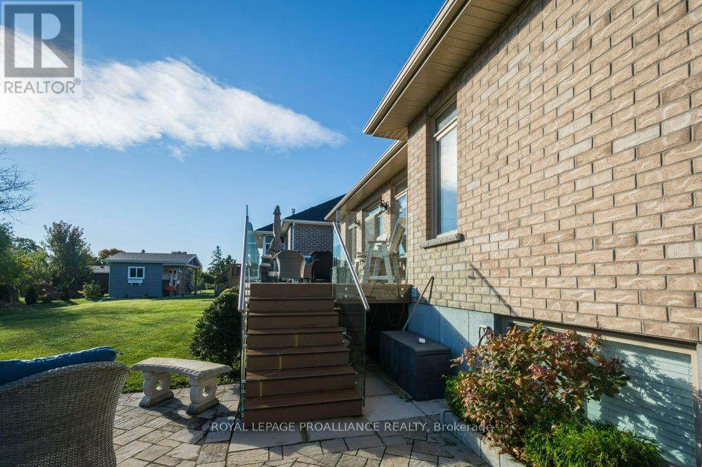 54 Stonecrest Boulevard, Quinte West, Ontario  K8R 0A4 - Photo 33 - X11979370