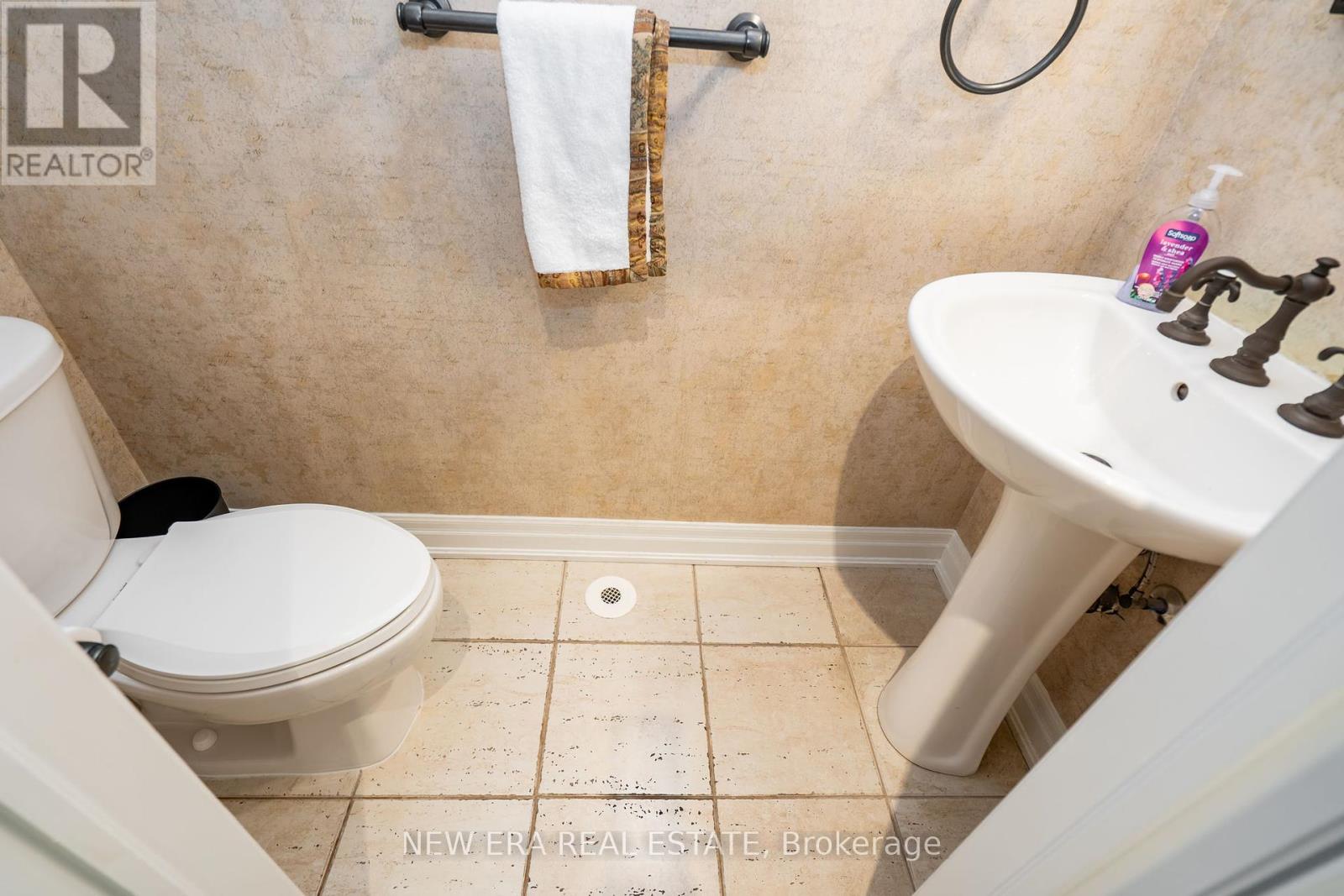 Property at 15 - 138 WATERSIDE DRIVE image 2
