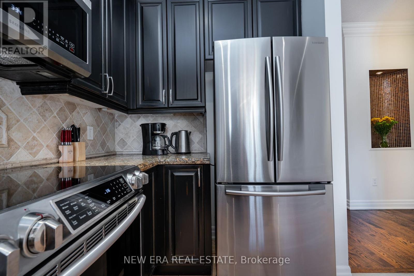 Property at 15 - 138 WATERSIDE DRIVE image 5