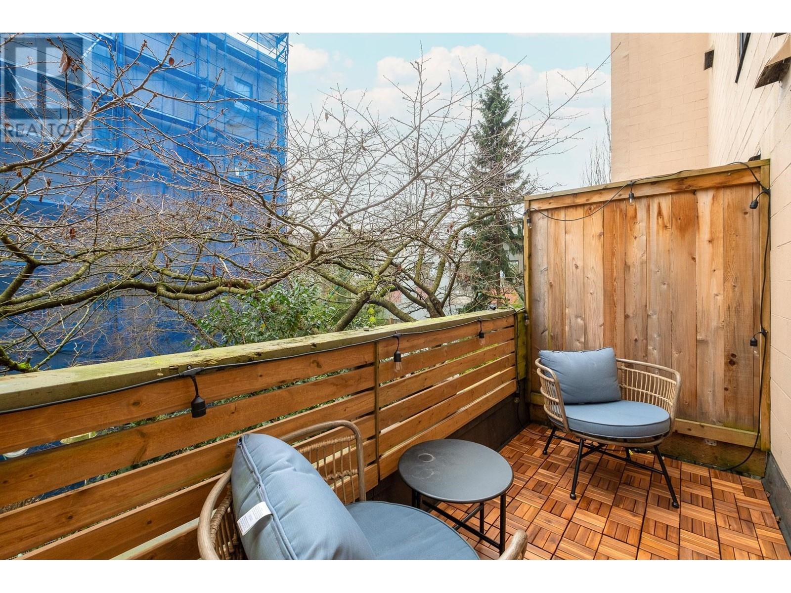 Listing Picture 13 of 20 : 203 150 ALEXANDER STREET, Vancouver / 溫哥華 - 魯藝地產 Yvonne Lu Group - MLS Medallion Club Member