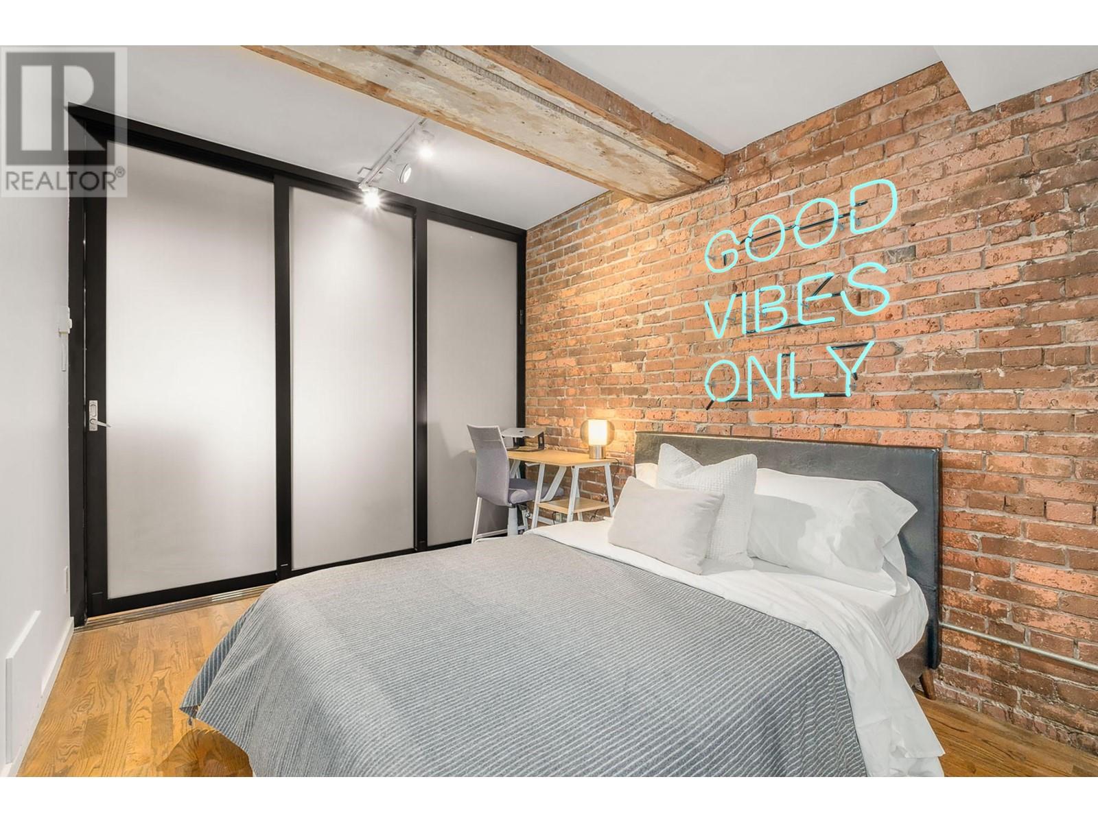 Listing Picture 9 of 20 : 203 150 ALEXANDER STREET, Vancouver / 溫哥華 - 魯藝地產 Yvonne Lu Group - MLS Medallion Club Member