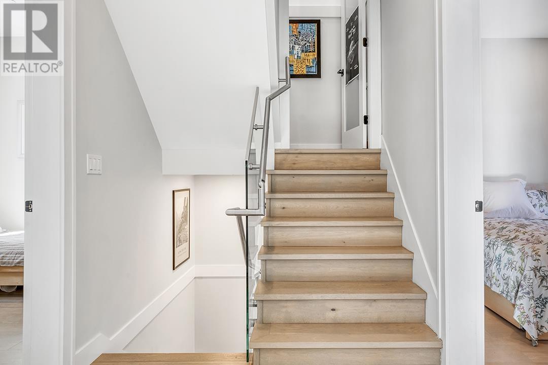 Listing Picture 16 of 24 : 622 E 11TH AVENUE, Vancouver / 溫哥華 - 魯藝地產 Yvonne Lu Group - MLS Medallion Club Member