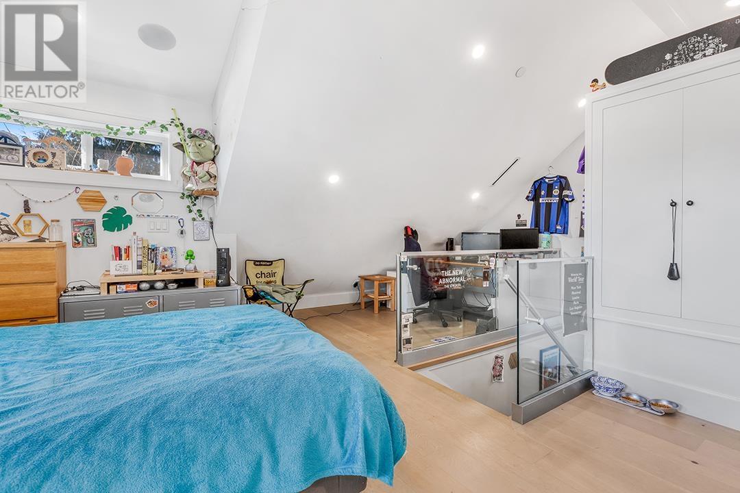 Listing Picture 18 of 24 : 622 E 11TH AVENUE, Vancouver / 溫哥華 - 魯藝地產 Yvonne Lu Group - MLS Medallion Club Member