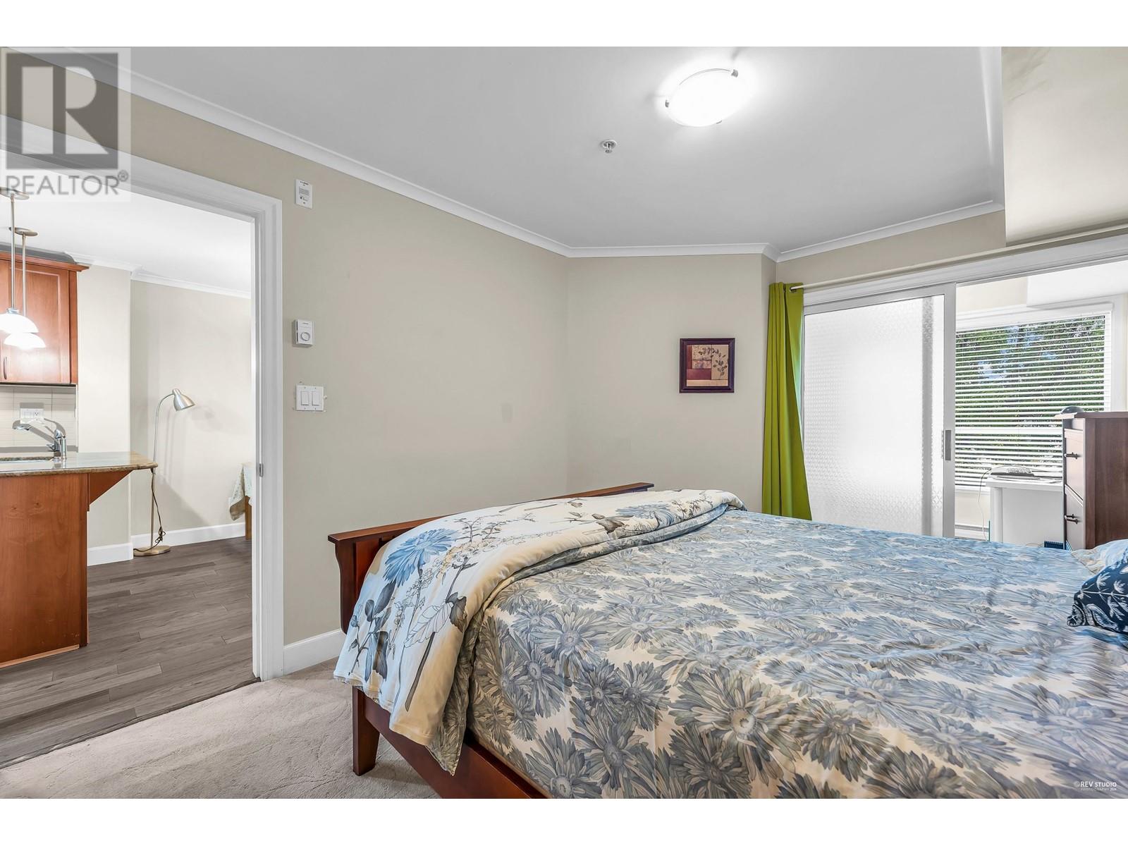 Listing Picture 15 of 28 : 301 2103 W 45TH AVENUE, Vancouver / 溫哥華 - 魯藝地產 Yvonne Lu Group - MLS Medallion Club Member