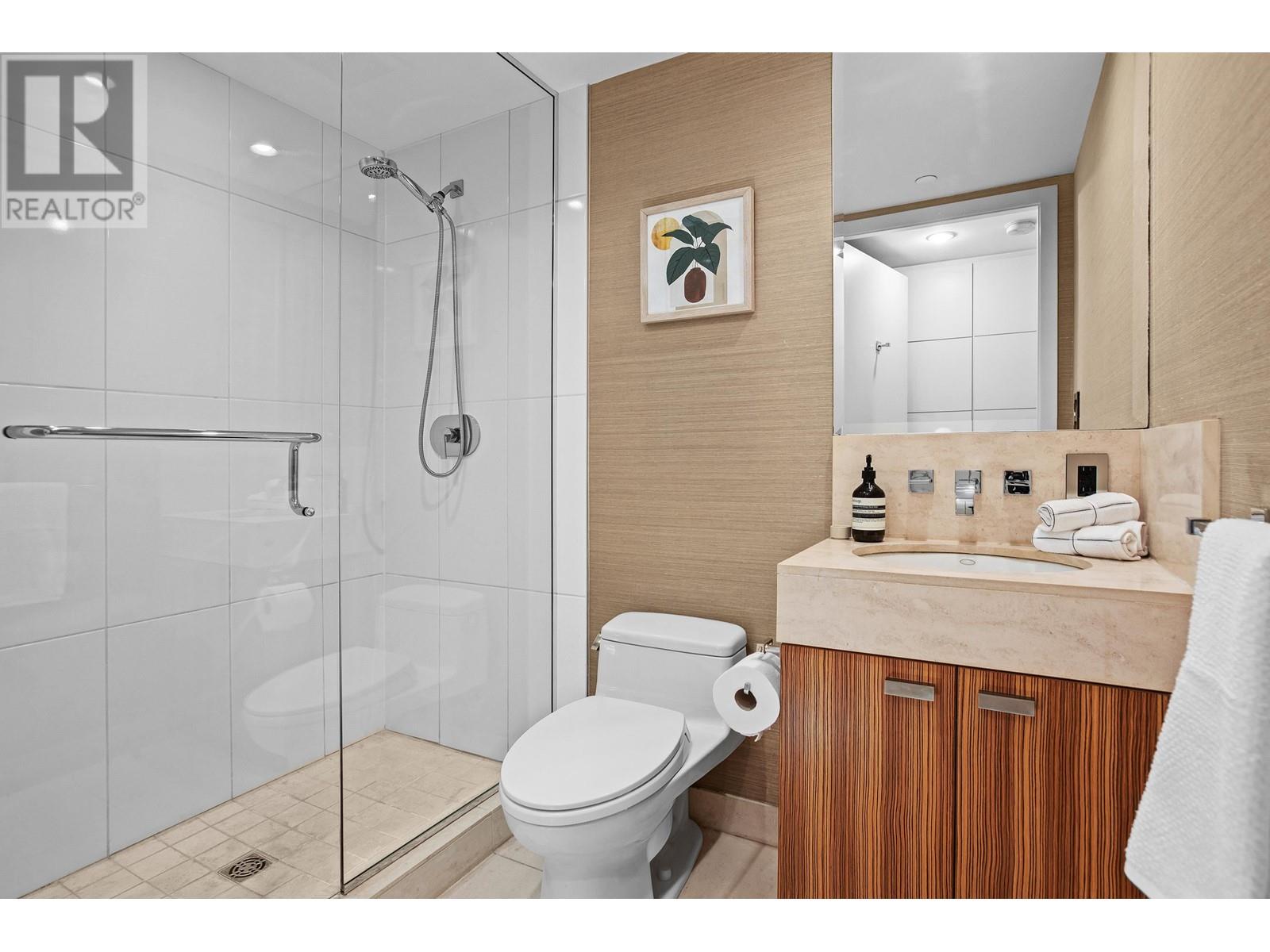 Listing Picture 17 of 25 : 2703 788 RICHARDS STREET, Vancouver / 溫哥華 - 魯藝地產 Yvonne Lu Group - MLS Medallion Club Member