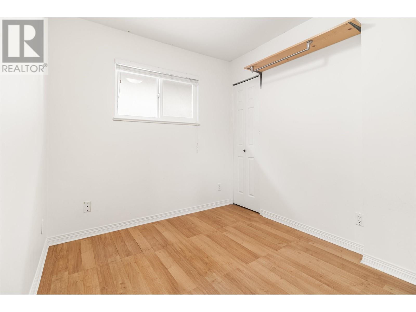 Listing Picture 14 of 26 : 498 E 19TH AVENUE, Vancouver / 溫哥華 - 魯藝地產 Yvonne Lu Group - MLS Medallion Club Member