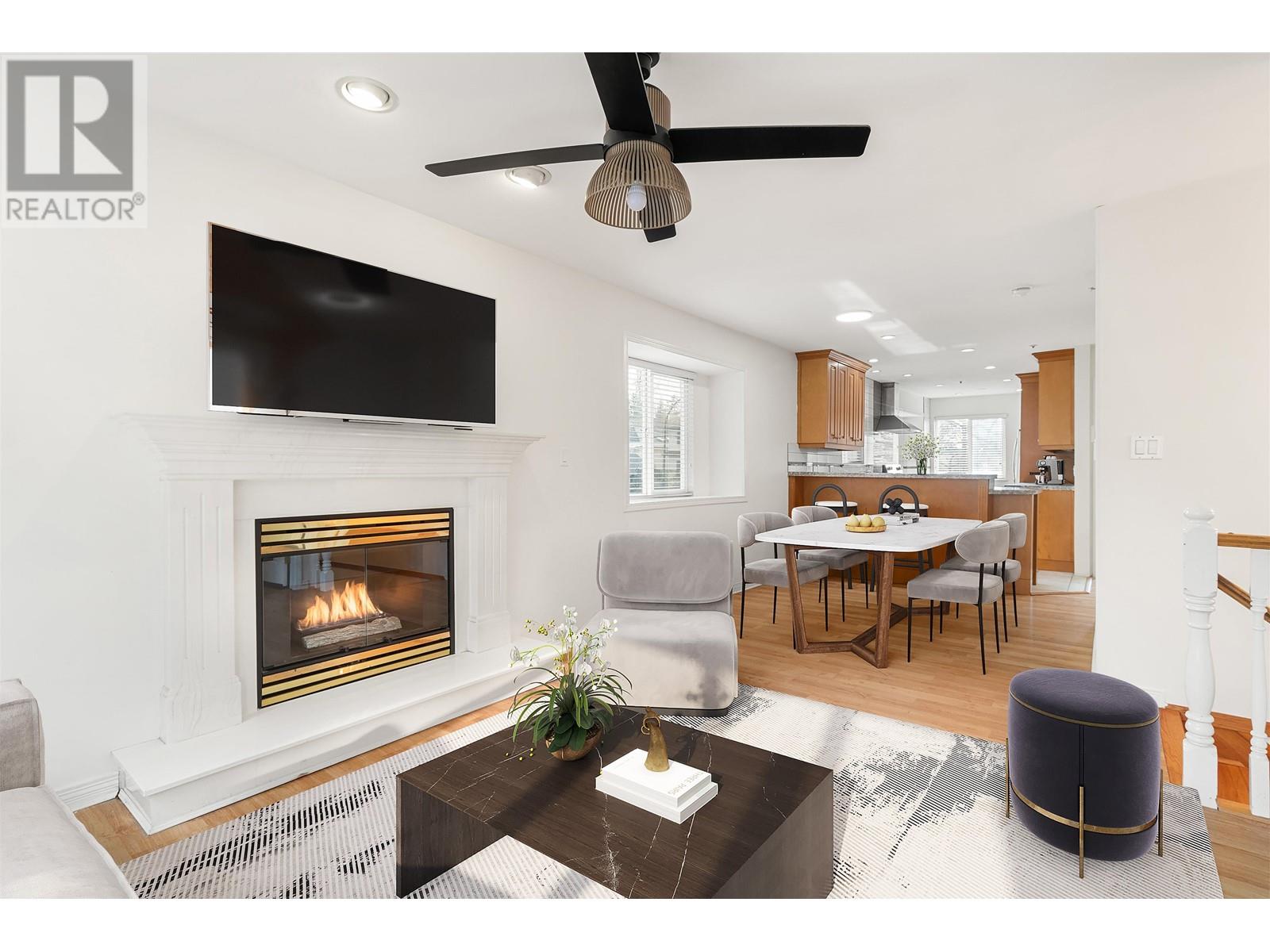 Listing Picture 4 of 26 : 498 E 19TH AVENUE, Vancouver / 溫哥華 - 魯藝地產 Yvonne Lu Group - MLS Medallion Club Member