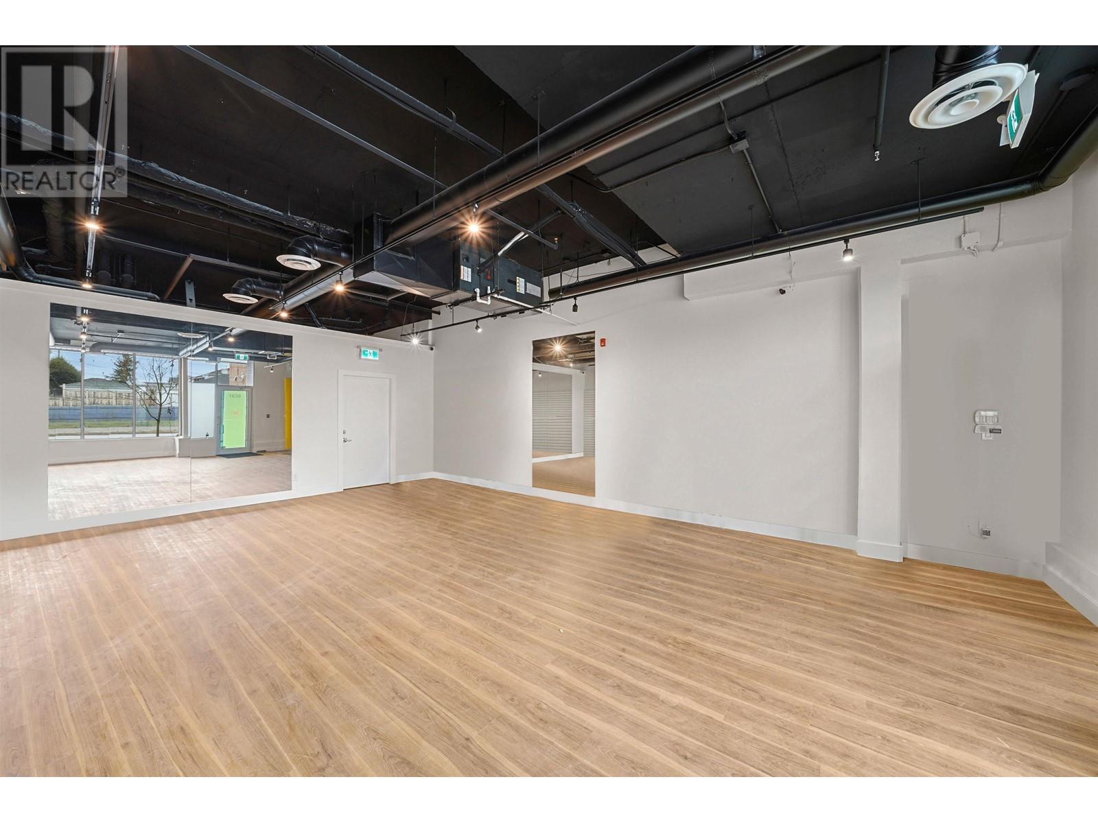 1639 Renfrew Street, Vancouver, British Columbia  V5K 0G2 - Photo 2 - C8066793