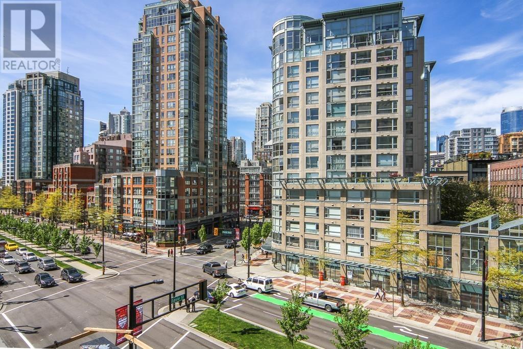 1189 W Pacific Boulevard, Vancouver, British Columbia  V6Z 2R8 - Photo 1 - C8066797