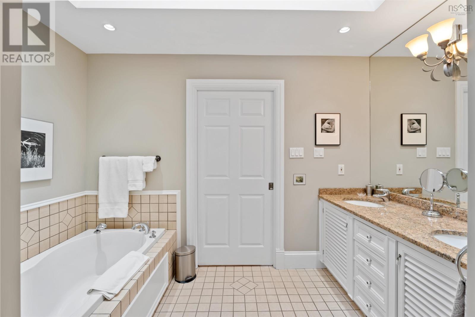 84 Bishop Avenue, Wolfville, Nova Scotia  B4P 2L5 - Photo 30 - 202503217