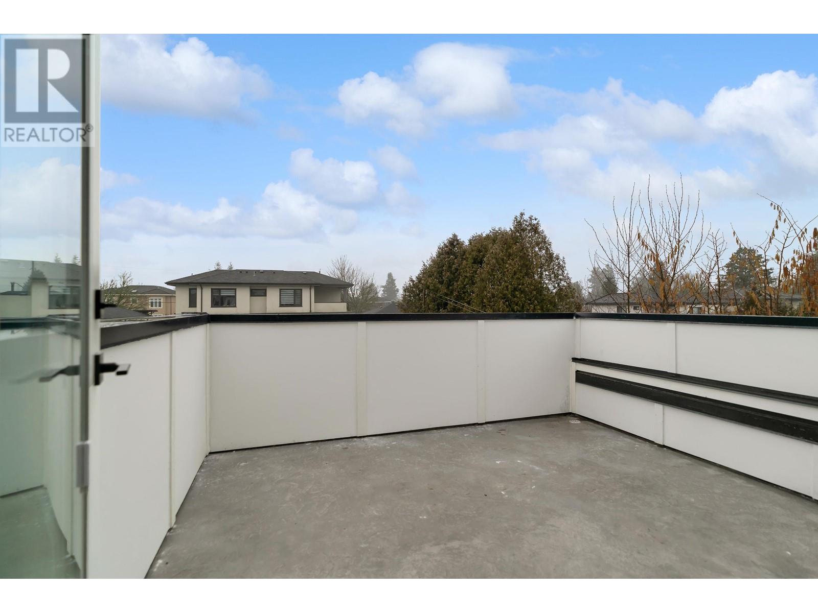 6926 Carnegie Street, Burnaby, British Columbia  V5B 1Y5 - Photo 29 - R2967216