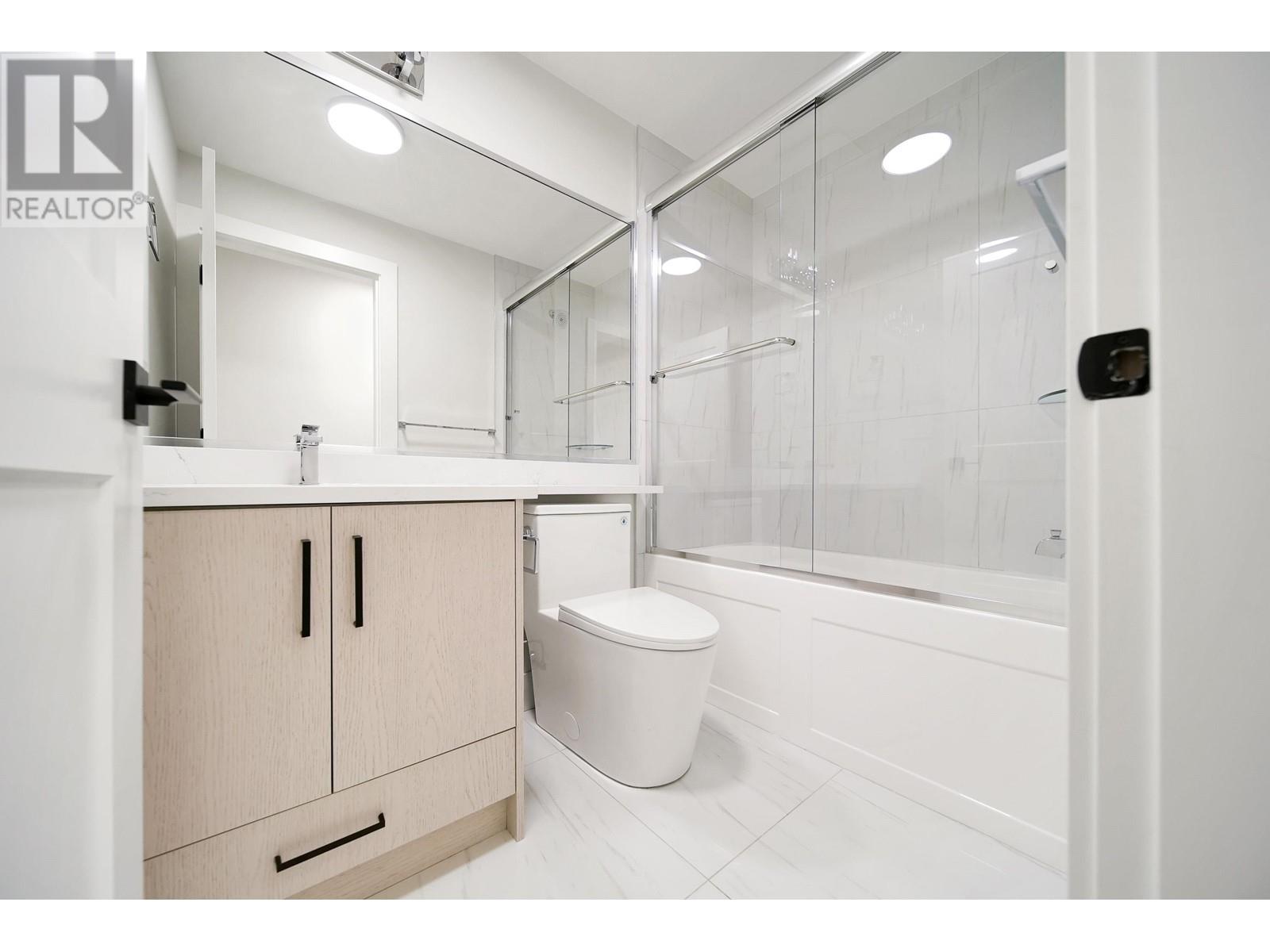 6926 Carnegie Street, Burnaby, British Columbia  V5B 1Y5 - Photo 27 - R2967216