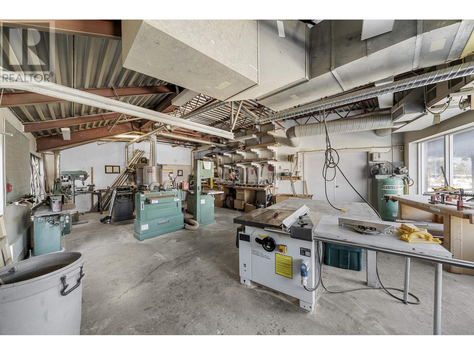 Listing Picture 34 of 39 : 1007 289 ALEXANDER STREET, Vancouver / 溫哥華 - 魯藝地產 Yvonne Lu Group - MLS Medallion Club Member