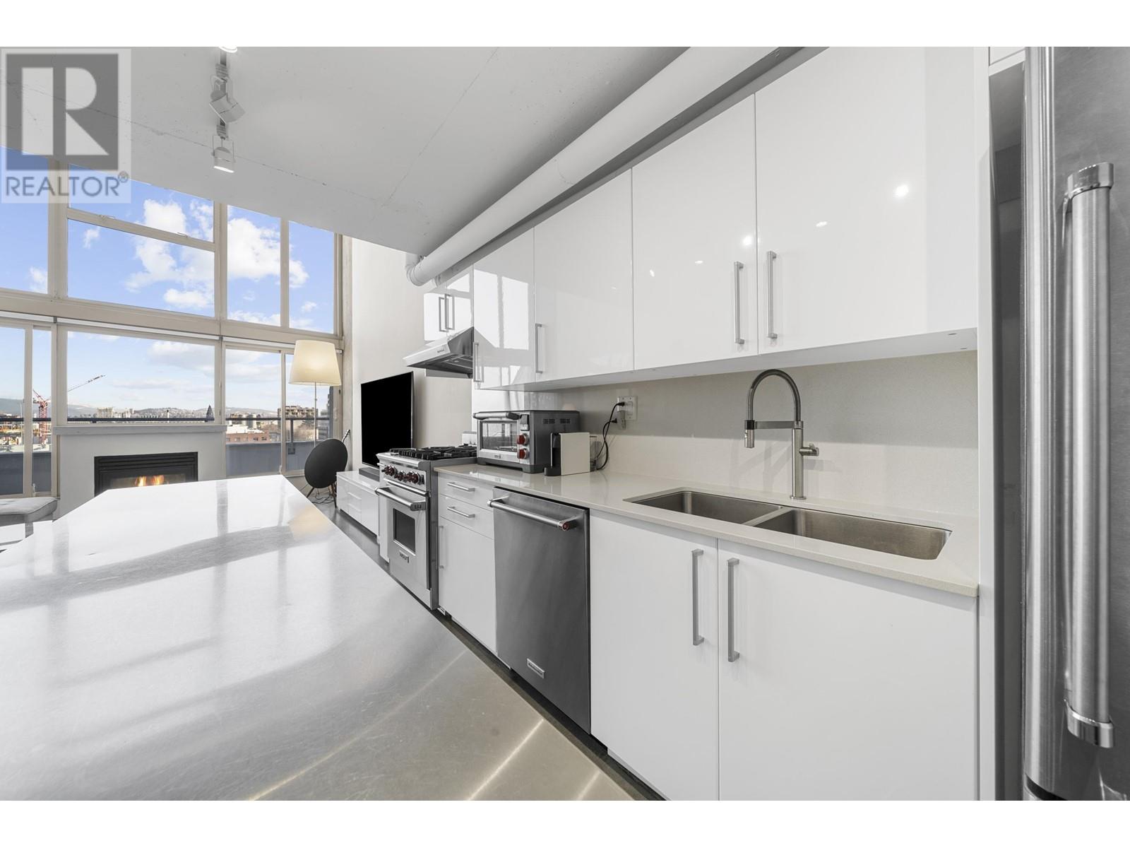 Listing Picture 8 of 39 : 1007 289 ALEXANDER STREET, Vancouver / 溫哥華 - 魯藝地產 Yvonne Lu Group - MLS Medallion Club Member