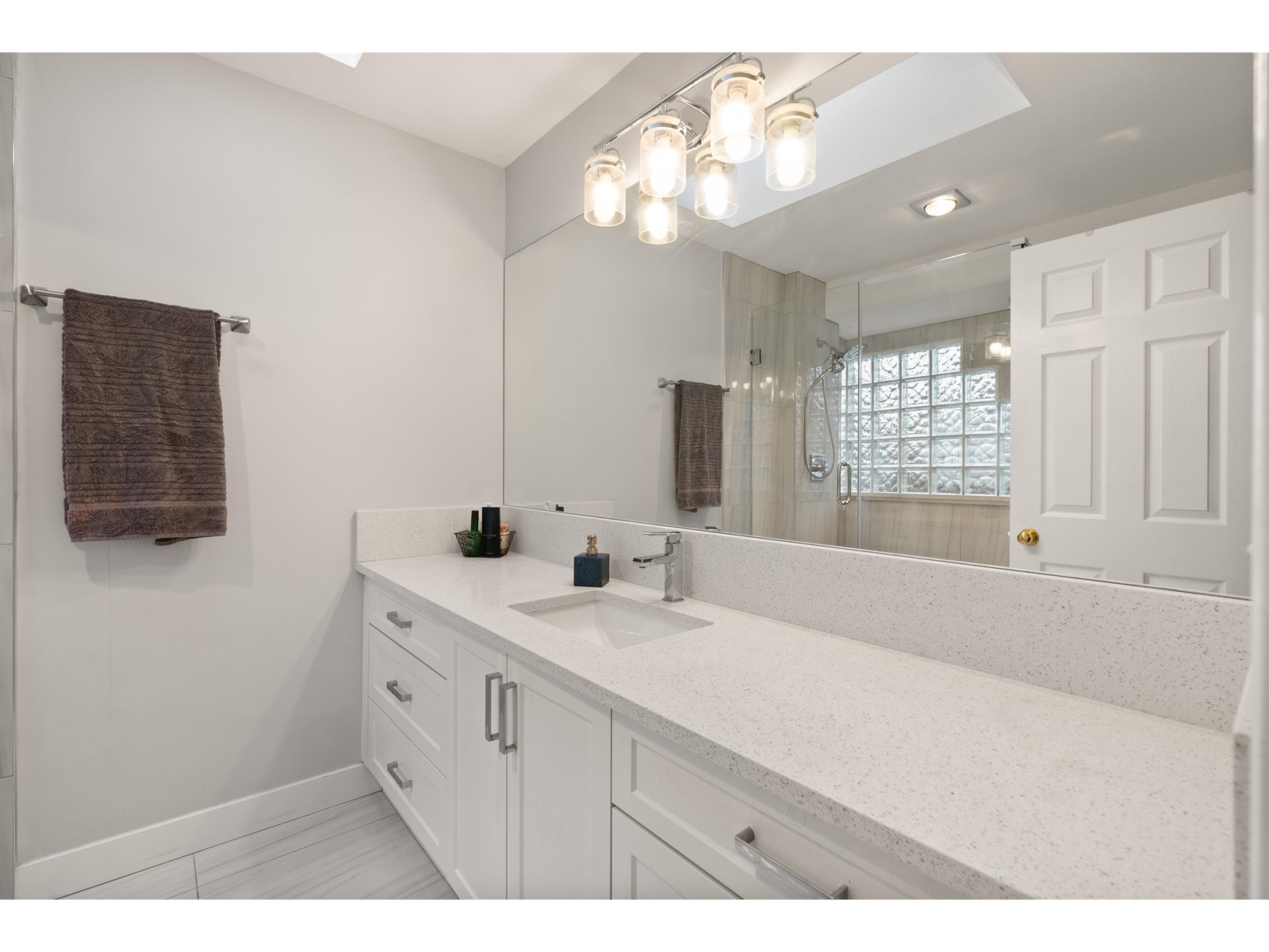 16485 84a Avenue, Surrey, British Columbia  V4N 3G8 - Photo 25 - R2968282