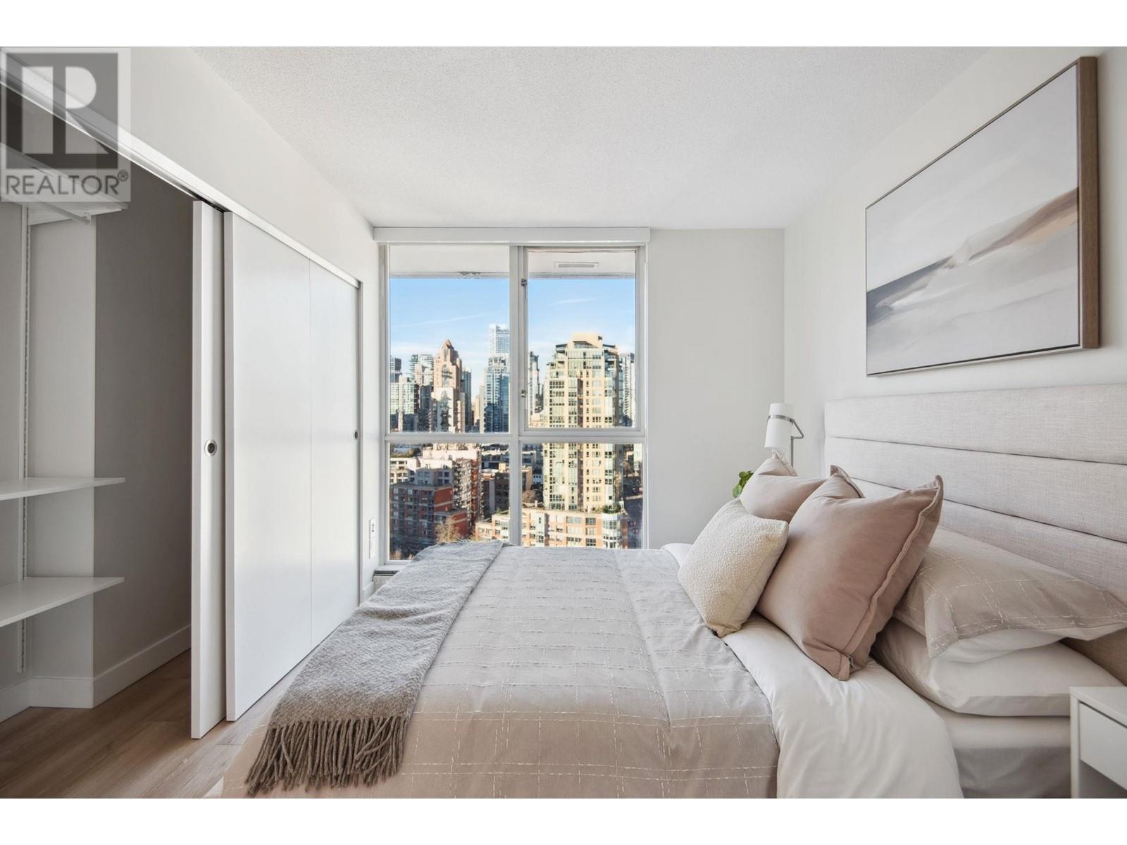 Listing Picture 12 of 24 : 2101 1201 MARINASIDE CRESCENT, Vancouver / 溫哥華 - 魯藝地產 Yvonne Lu Group - MLS Medallion Club Member