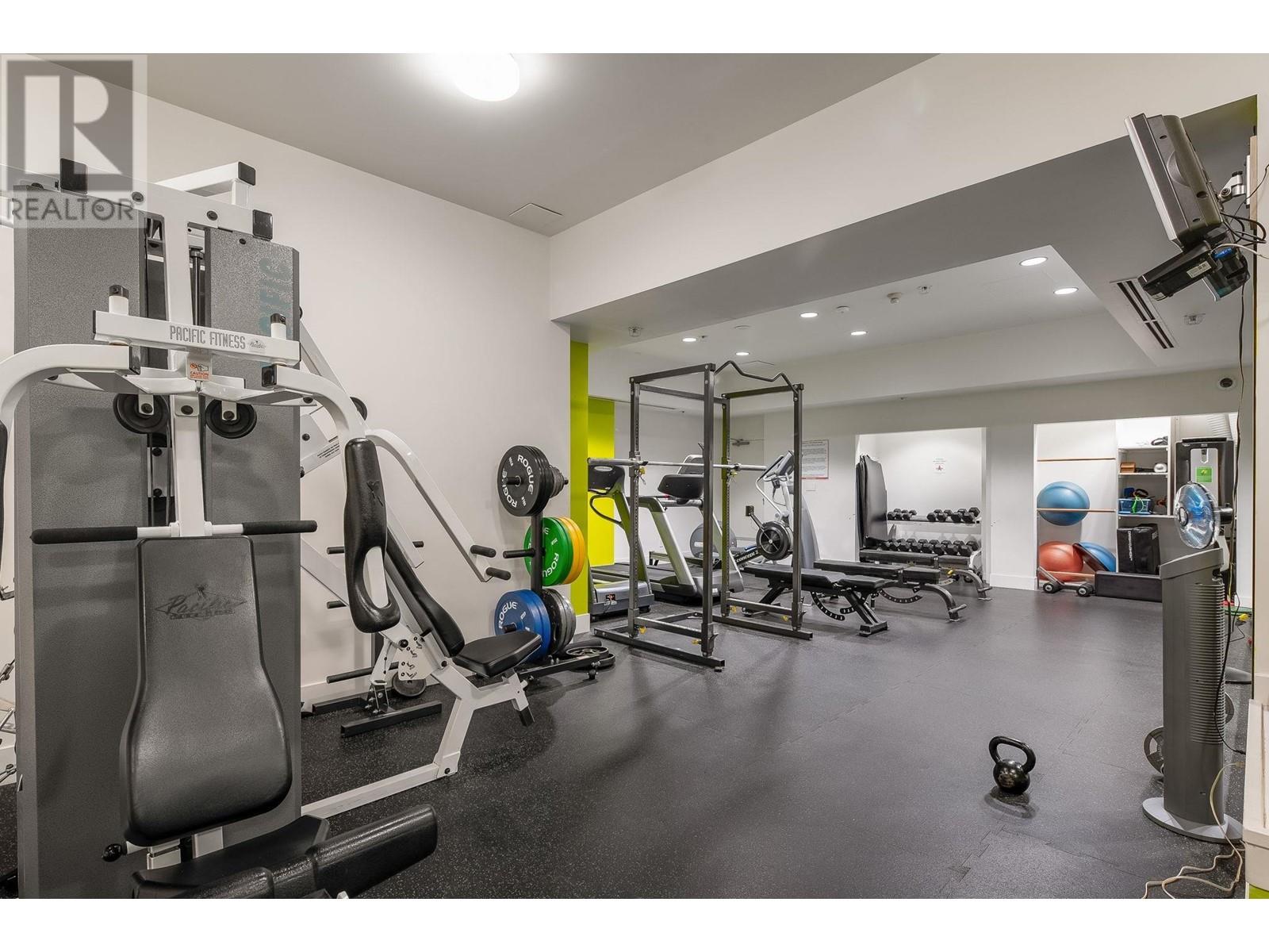 Listing Picture 17 of 24 : 2101 1201 MARINASIDE CRESCENT, Vancouver / 溫哥華 - 魯藝地產 Yvonne Lu Group - MLS Medallion Club Member