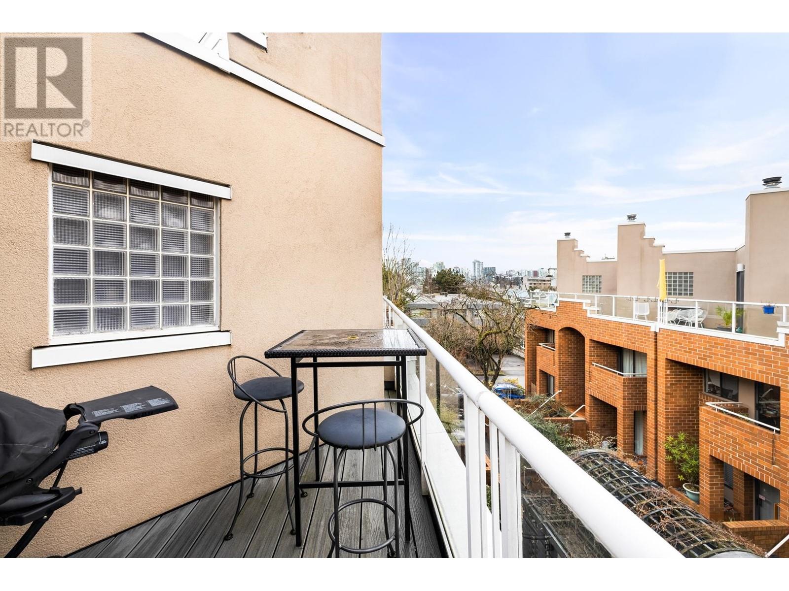 10 744 W 7th Avenue, Vancouver, British Columbia  V5Z 1B8 - Photo 6 - R2968619