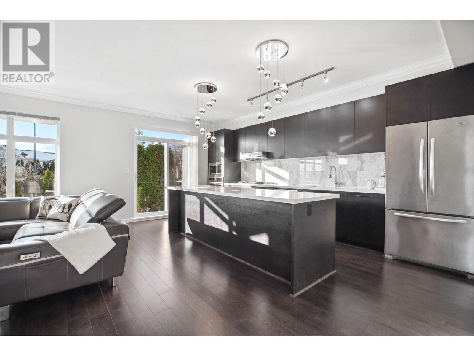 16 3400 Devonshire Avenue, Coquitlam, British Columbia  V3E 0L1 - Photo 12 - R2968634