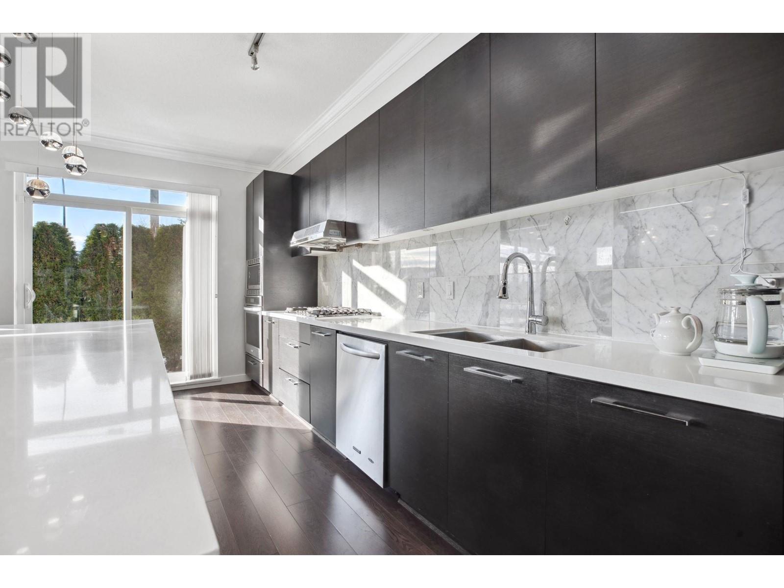 16 3400 Devonshire Avenue, Coquitlam, British Columbia  V3E 0L1 - Photo 13 - R2968634