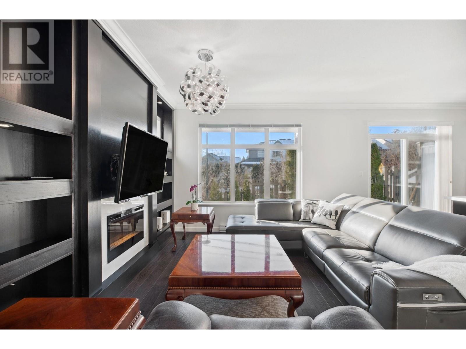 16 3400 Devonshire Avenue, Coquitlam, British Columbia  V3E 0L1 - Photo 8 - R2968634