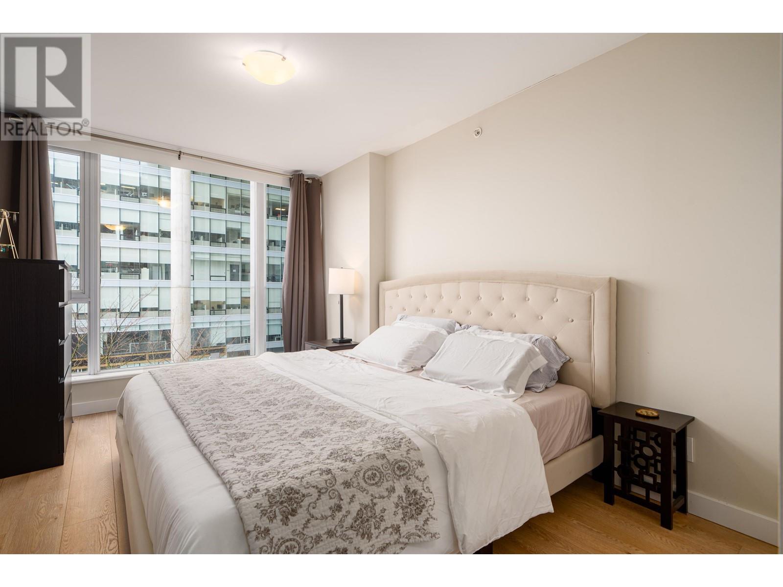 Listing Picture 17 of 30 : 513 1618 QUEBEC STREET, Vancouver / 溫哥華 - 魯藝地產 Yvonne Lu Group - MLS Medallion Club Member