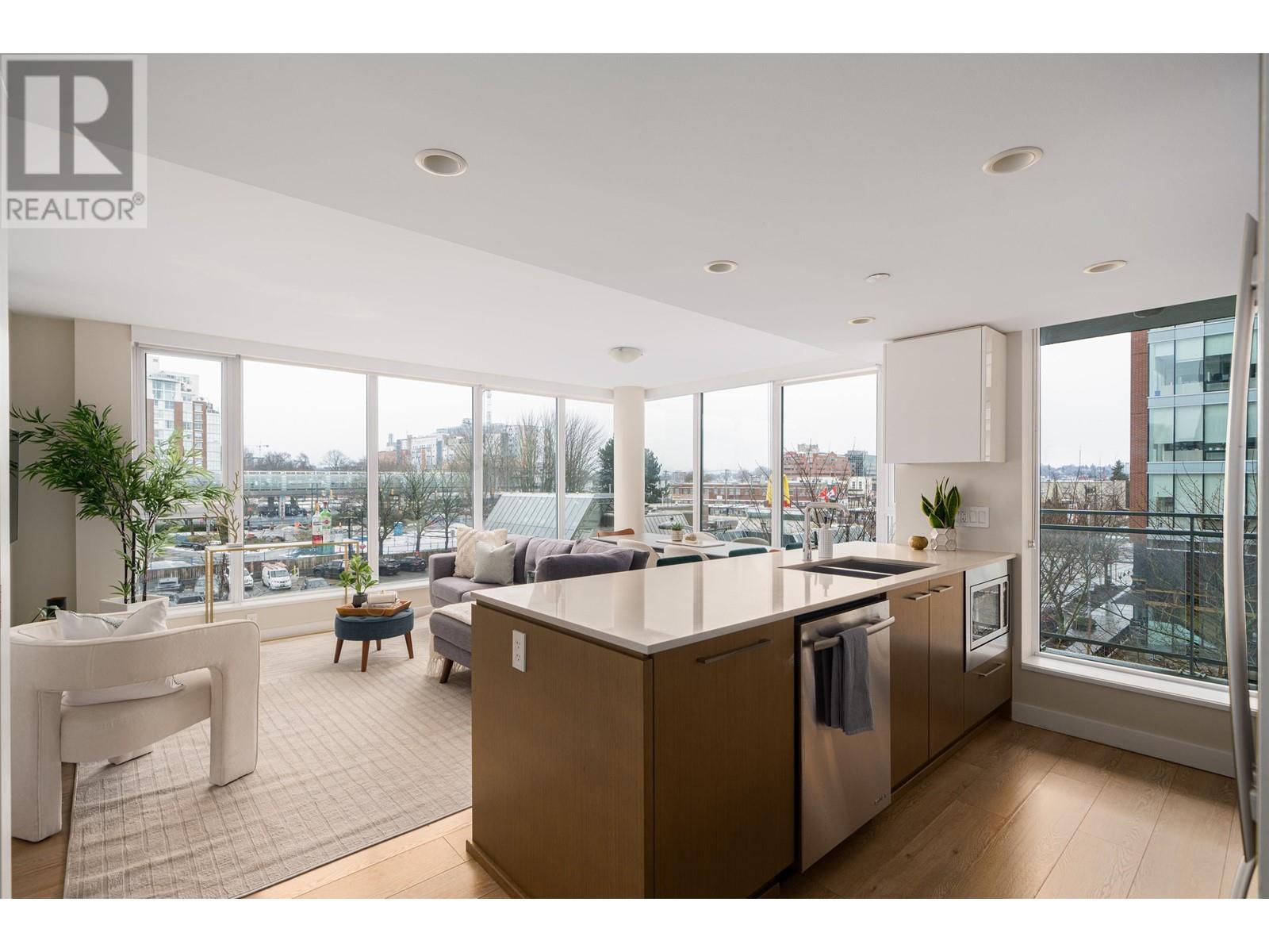 Listing Picture 6 of 30 : 513 1618 QUEBEC STREET, Vancouver / 溫哥華 - 魯藝地產 Yvonne Lu Group - MLS Medallion Club Member