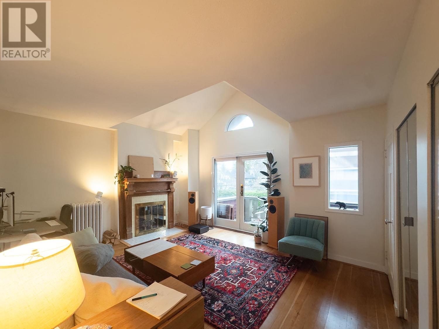 1641 Dunbar Street, Vancouver, British Columbia  V6R 3L7 - Photo 6 - R2968658