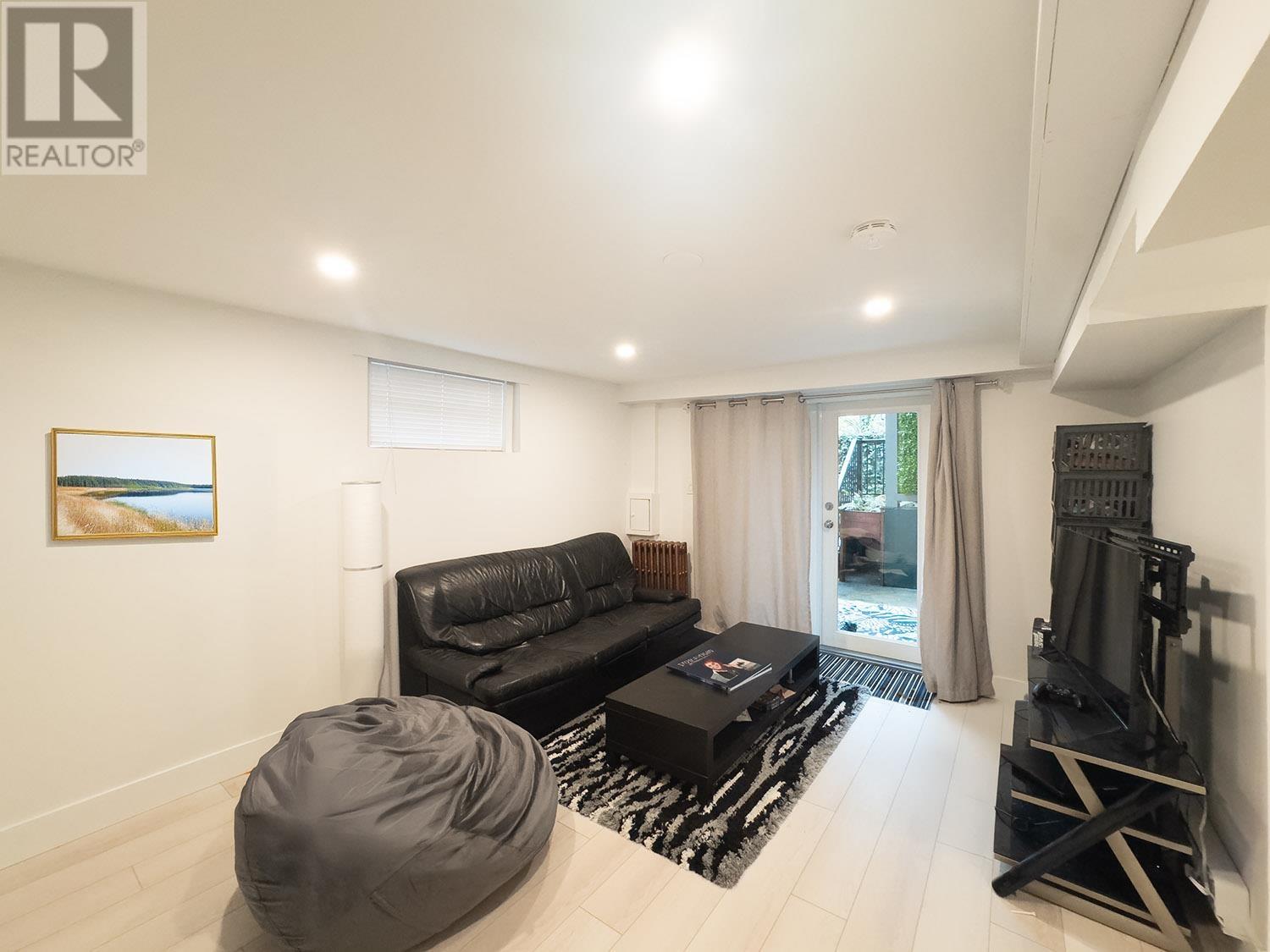 1641 Dunbar Street, Vancouver, British Columbia  V6R 3L7 - Photo 7 - R2968658