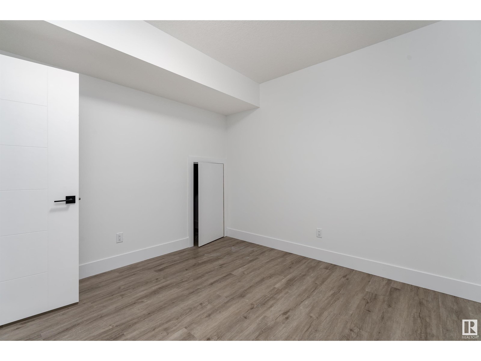 15019 10 St Nw, Edmonton, Alberta  T5Y 4C8 - Photo 54 - E4422092