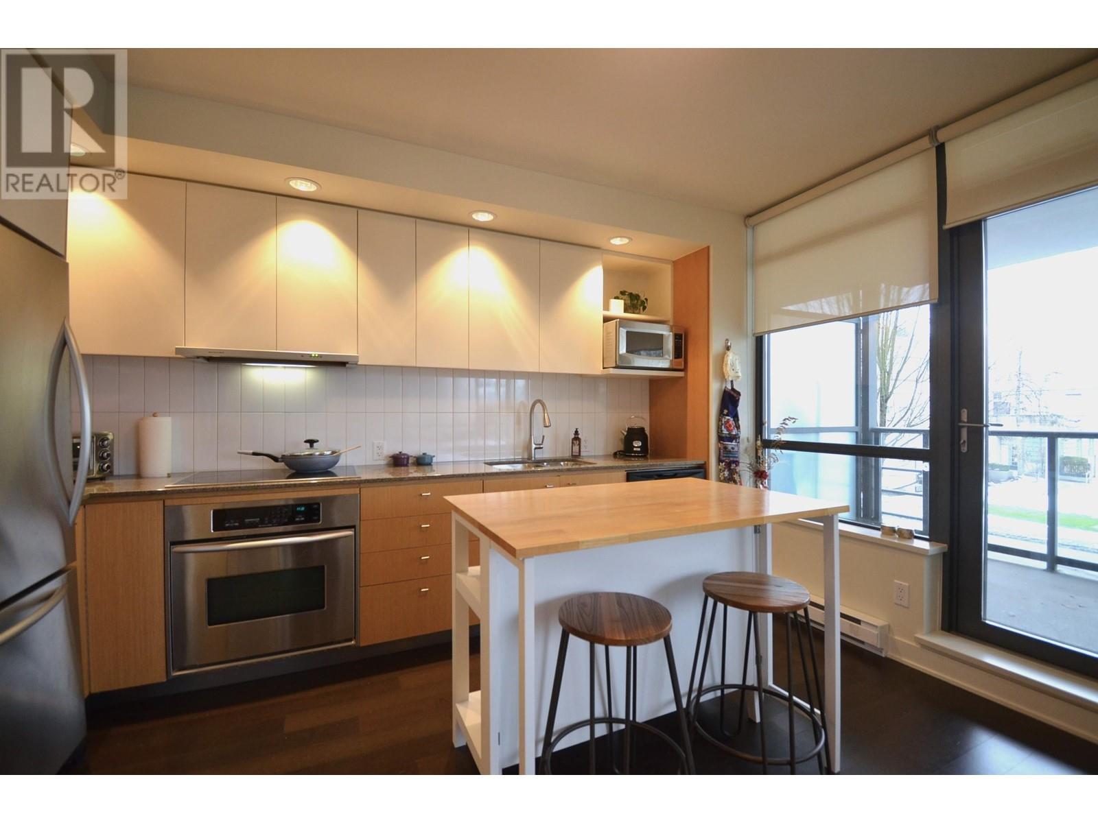 213 750 W 12th Avenue, Vancouver, British Columbia  V5Z 0A3 - Photo 11 - R2967245