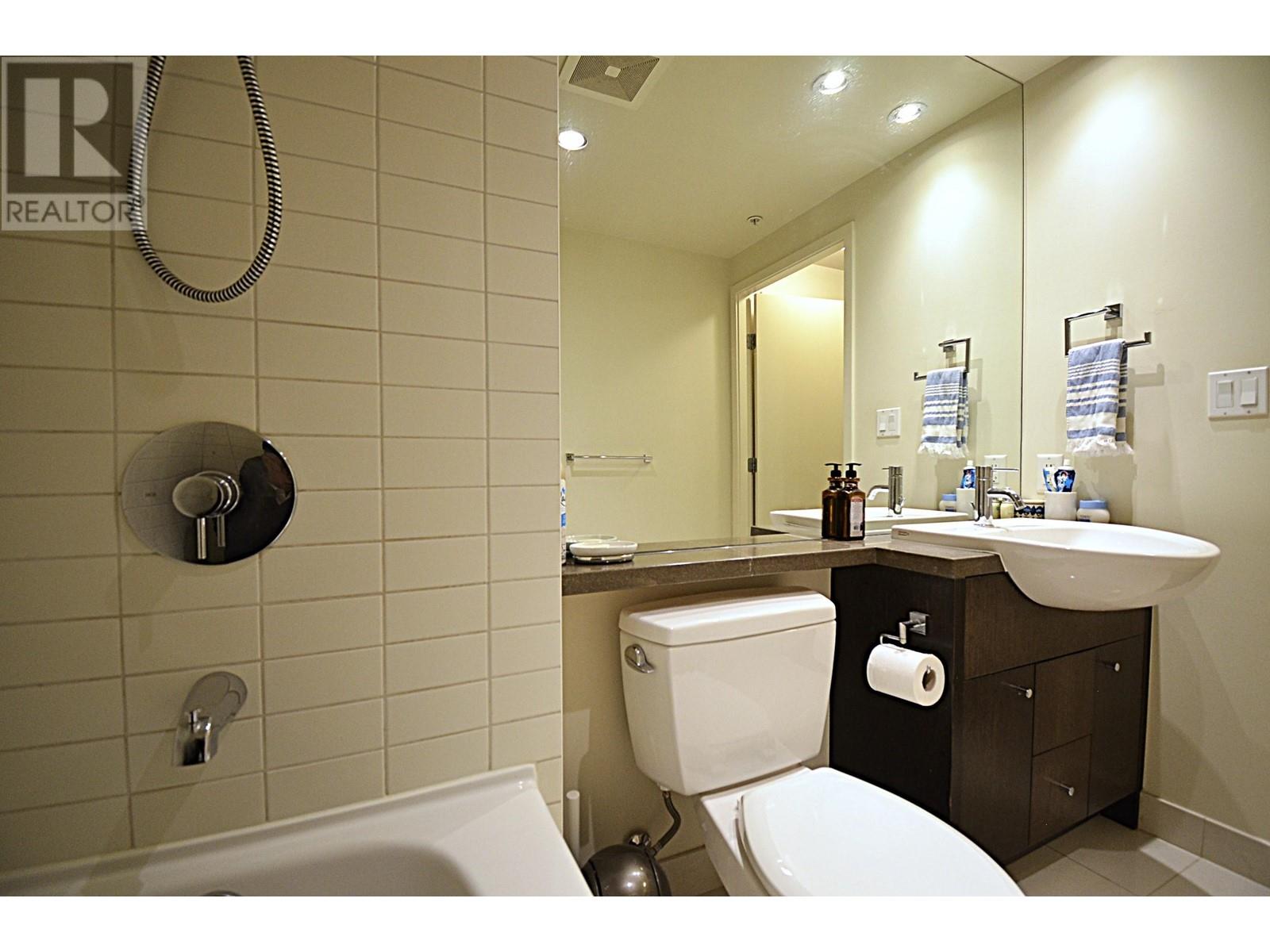 213 750 W 12th Avenue, Vancouver, British Columbia  V5Z 0A3 - Photo 20 - R2967245