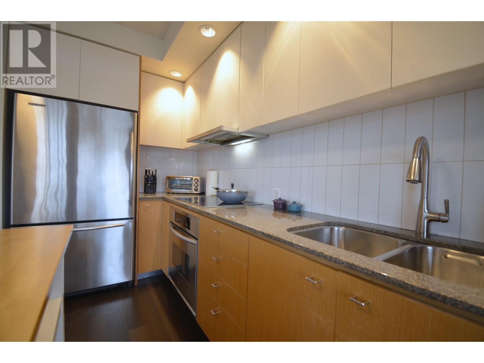 213 750 W 12th Avenue, Vancouver, British Columbia  V5Z 0A3 - Photo 13 - R2967245