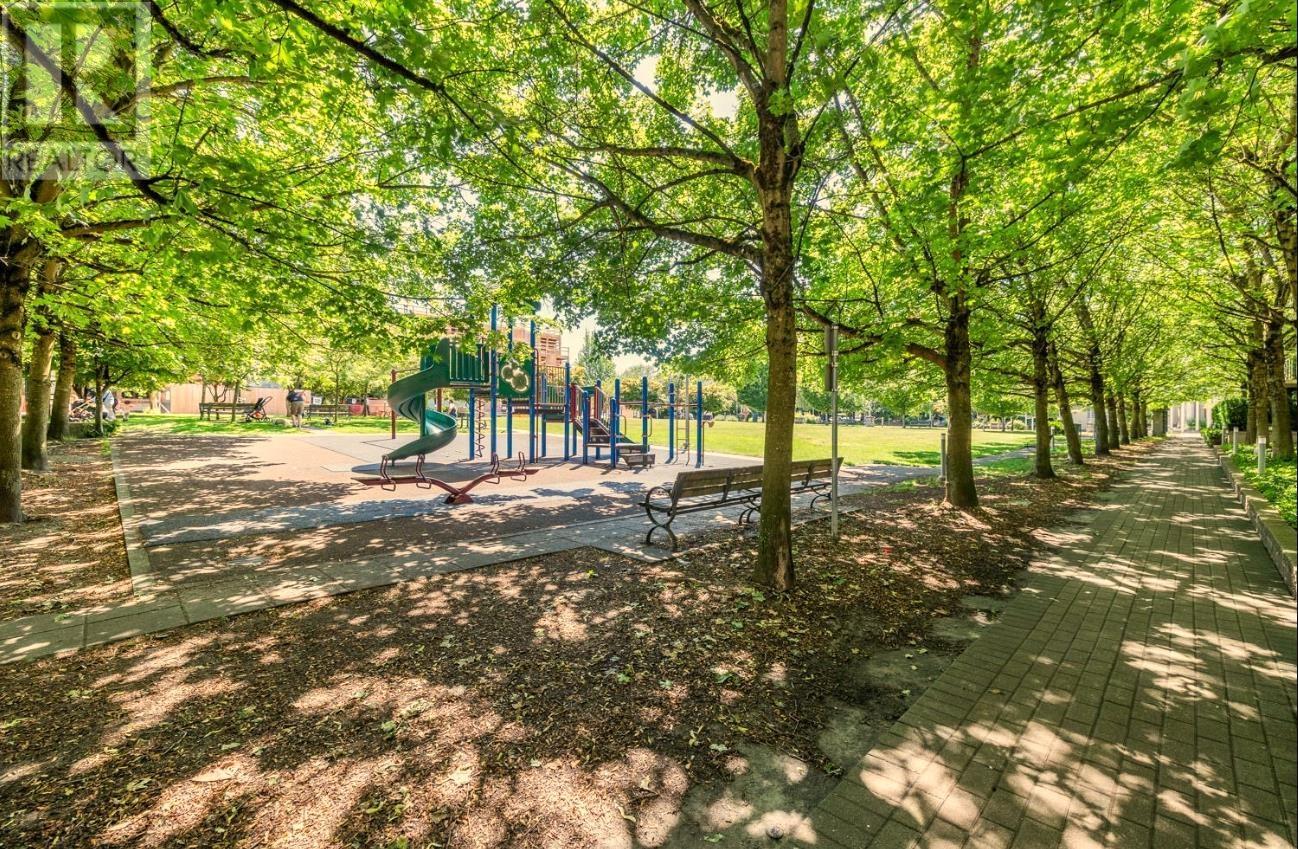 213 750 W 12th Avenue, Vancouver, British Columbia  V5Z 0A3 - Photo 7 - R2967245
