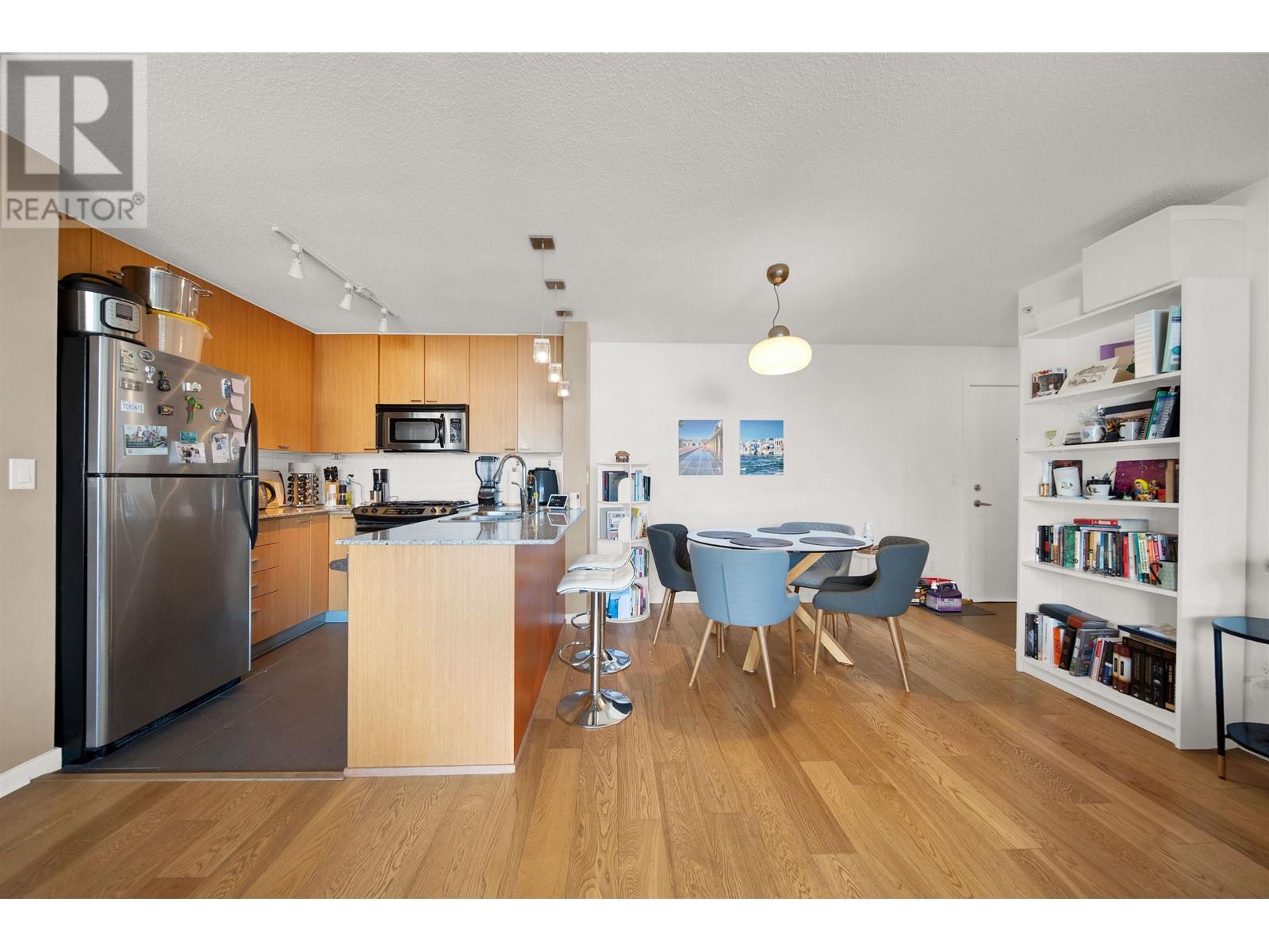 908 39 Sixth Street, New Westminster, British Columbia  V3L 0B3 - Photo 6 - R2968164