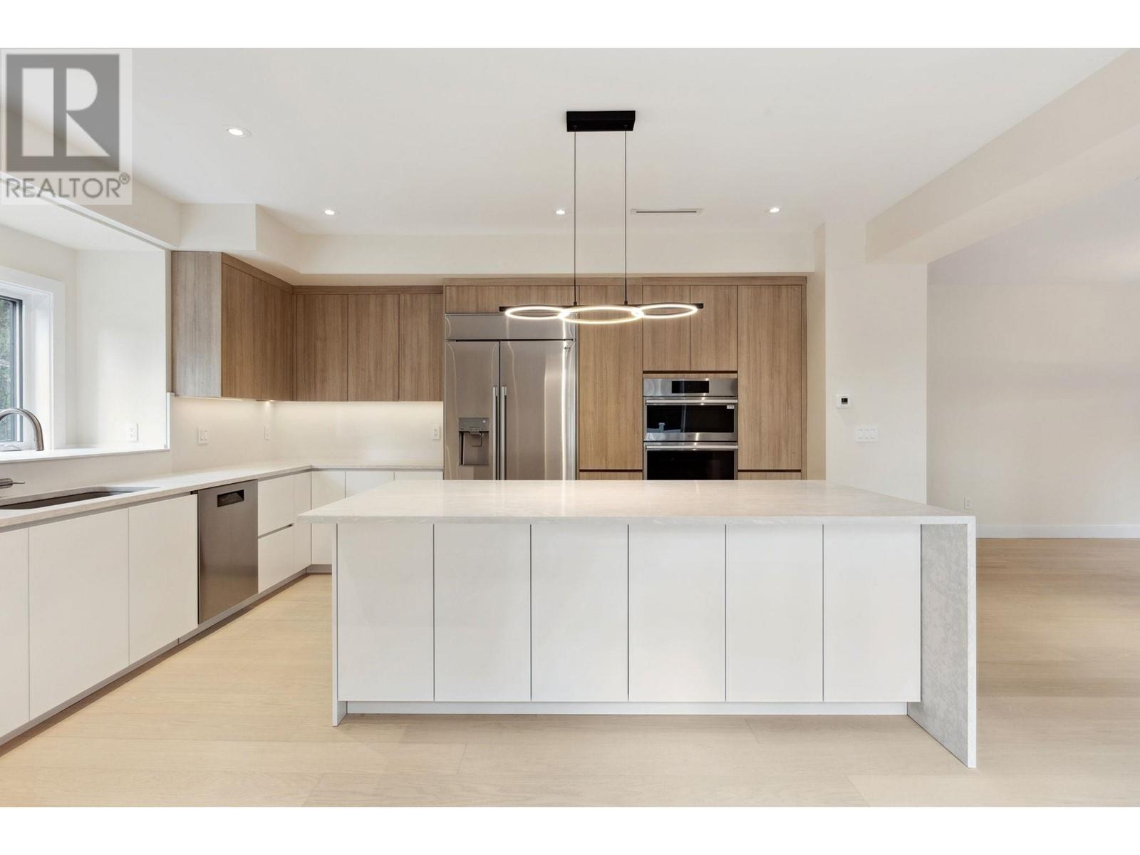 3529 Anne Macdonald Way, North Vancouver, British Columbia  V7G 2S7 - Photo 8 - R2955285