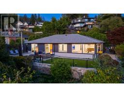3812 DALKEITH DRIVE, North Vancouver, British Columbia