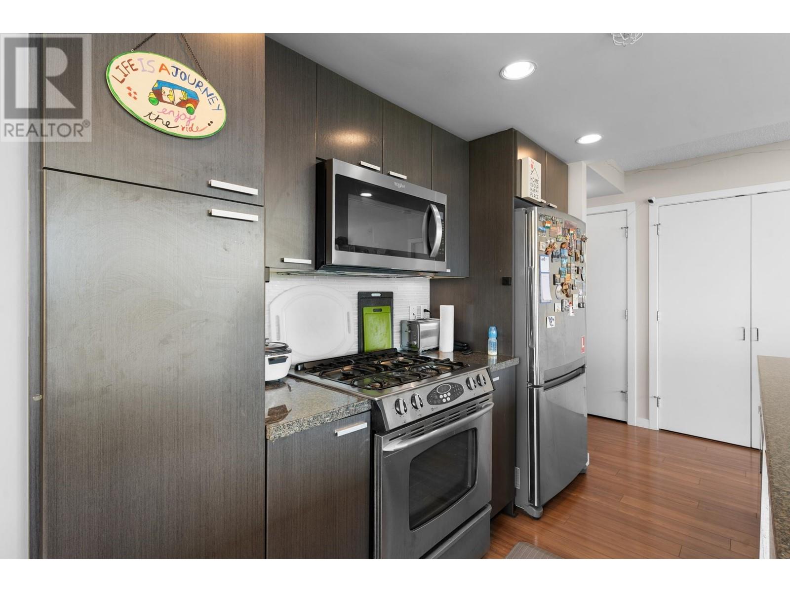 405 2200 Douglas Road, Burnaby, British Columbia  V5C 5A7 - Photo 7 - R2967023