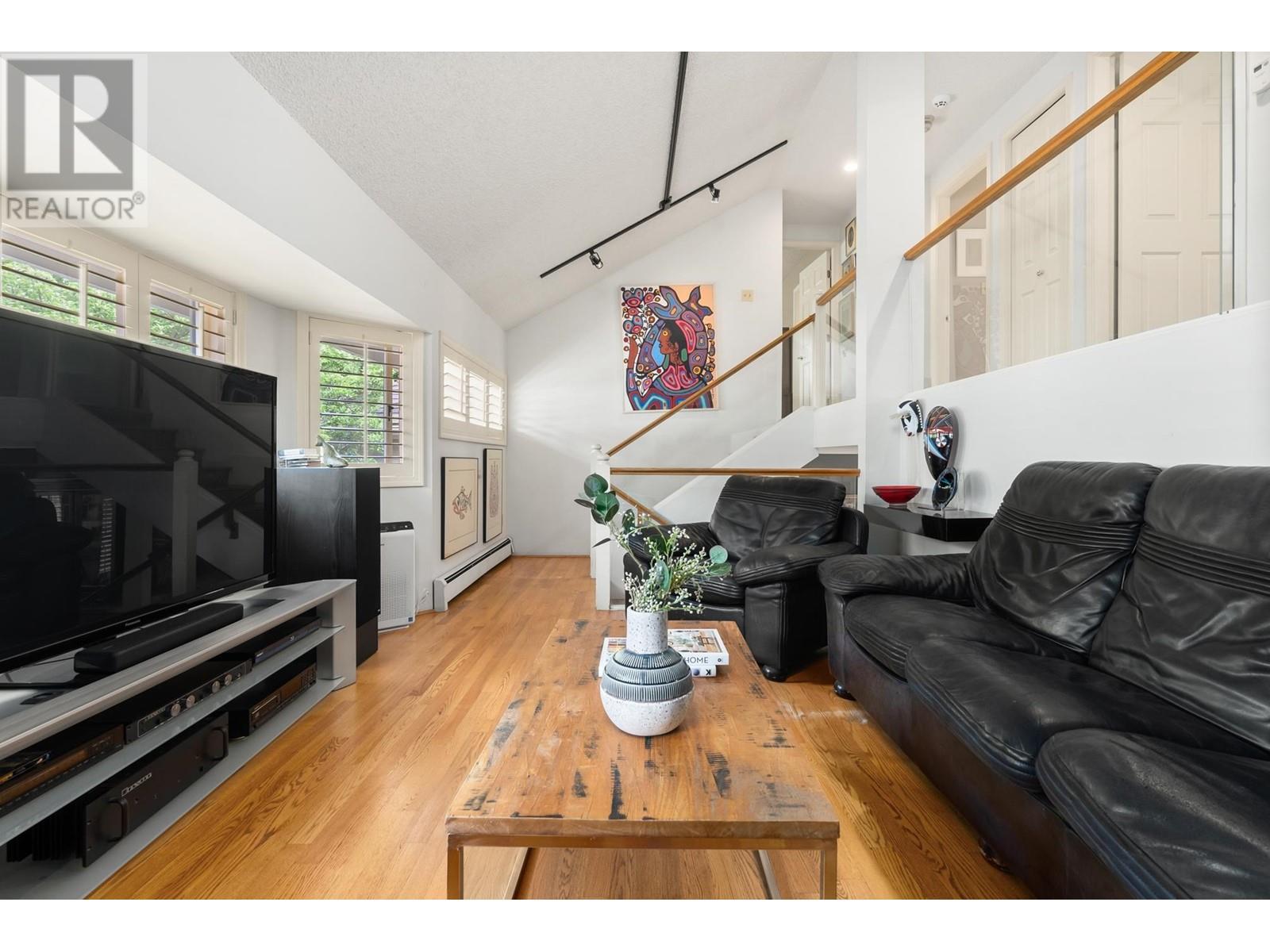 Listing Picture 16 of 33 : 4220 NAUTILUS CLOSE, Vancouver / 溫哥華 - 魯藝地產 Yvonne Lu Group - MLS Medallion Club Member