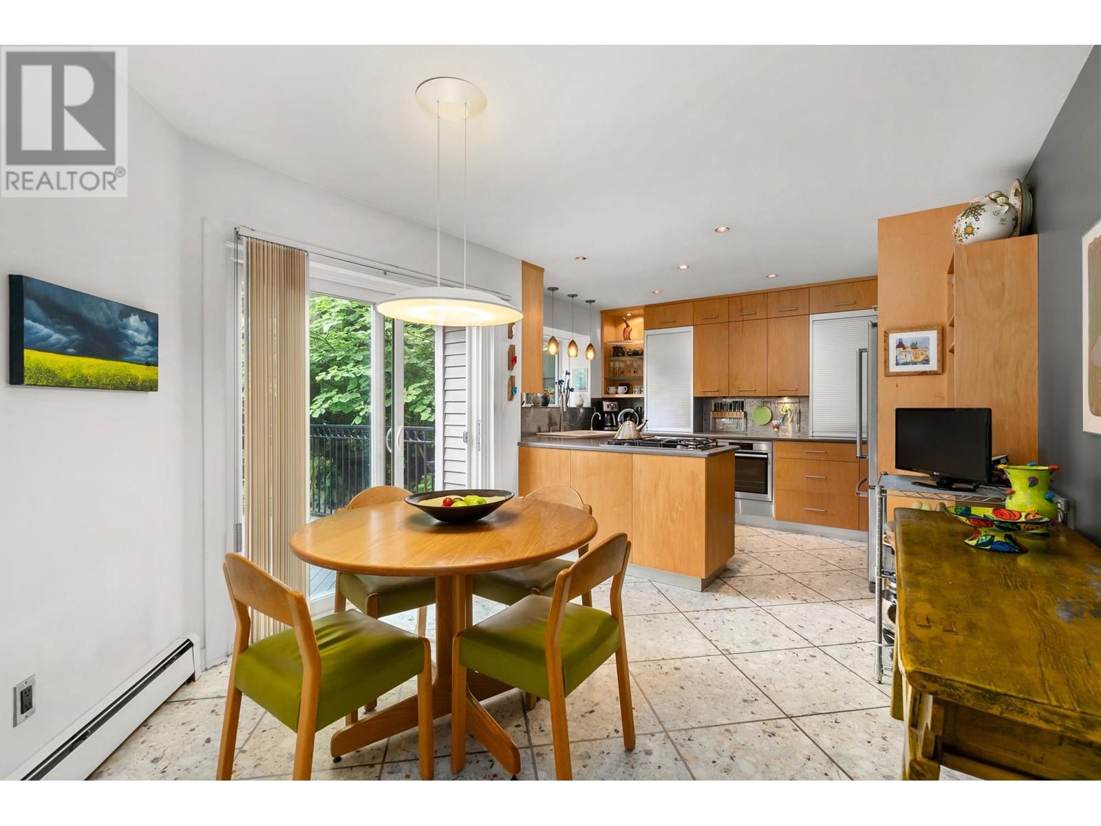 Listing Picture 9 of 33 : 4220 NAUTILUS CLOSE, Vancouver / 溫哥華 - 魯藝地產 Yvonne Lu Group - MLS Medallion Club Member