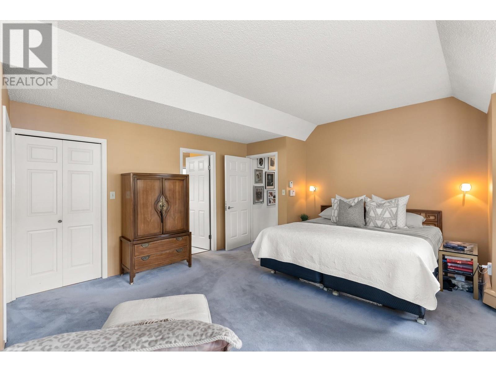 Listing Picture 20 of 33 : 4220 NAUTILUS CLOSE, Vancouver / 溫哥華 - 魯藝地產 Yvonne Lu Group - MLS Medallion Club Member