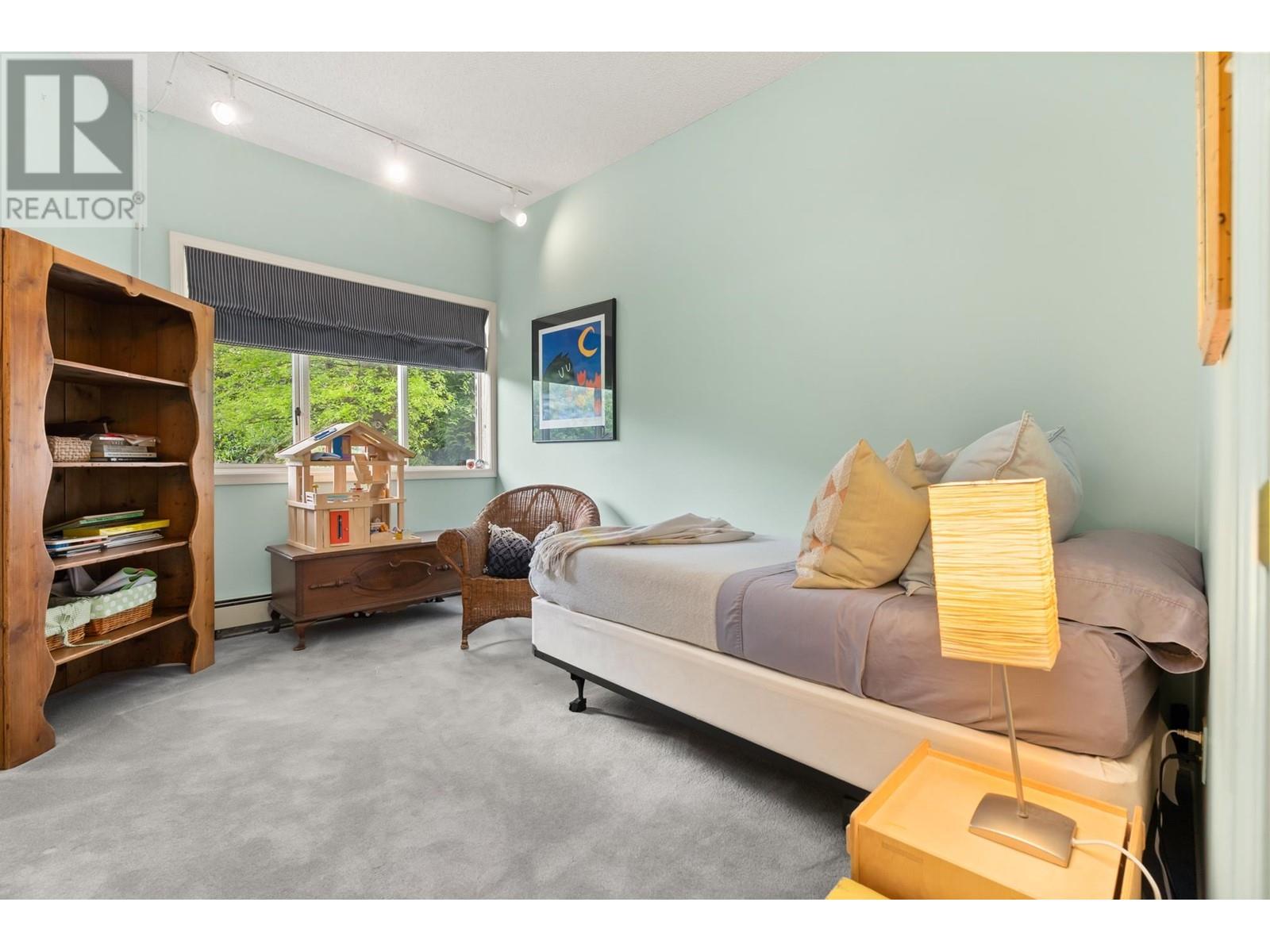 Listing Picture 24 of 33 : 4220 NAUTILUS CLOSE, Vancouver / 溫哥華 - 魯藝地產 Yvonne Lu Group - MLS Medallion Club Member