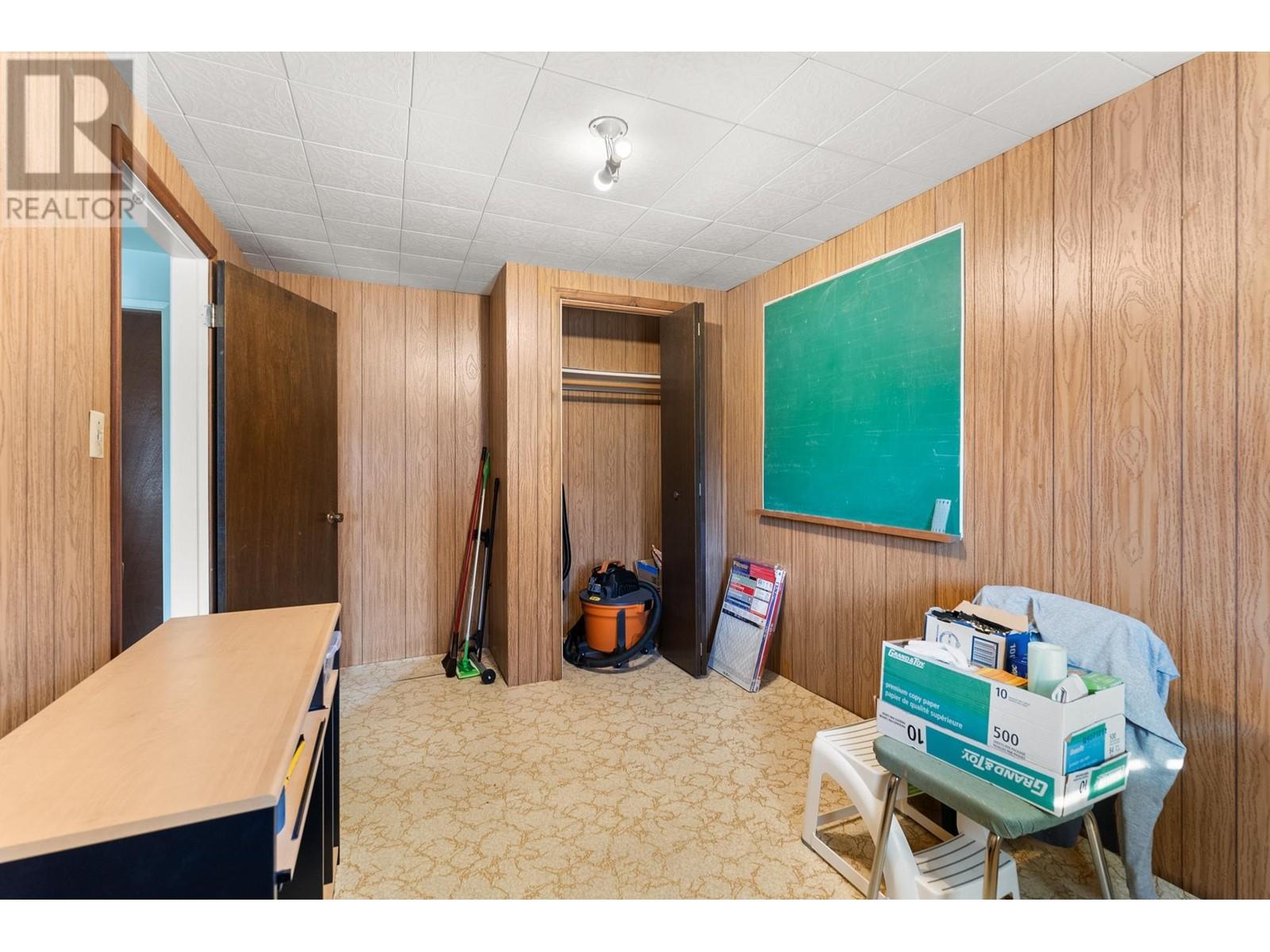 Listing Picture 32 of 40 : 5951 KITTIWAKE DRIVE, Richmond / 烈治文 - 魯藝地產 Yvonne Lu Group - MLS Medallion Club Member