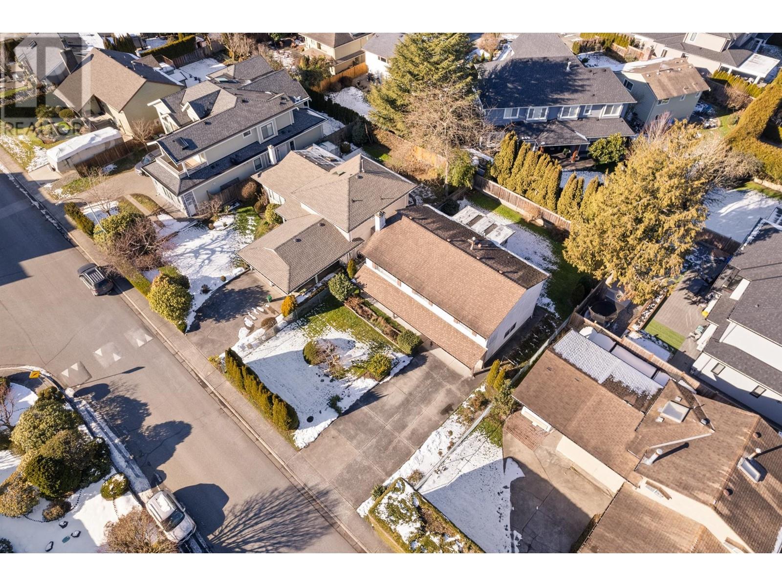 Listing Picture 6 of 40 : 5951 KITTIWAKE DRIVE, Richmond / 烈治文 - 魯藝地產 Yvonne Lu Group - MLS Medallion Club Member